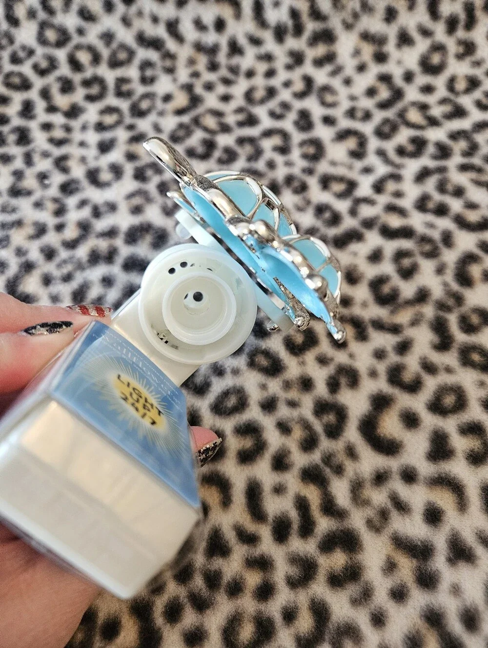 Bath & Body Works Blue Silver Turtles Light Up 24/7 Wallflowers Bulb Holder NWT